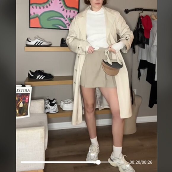 Aritzia Mini Pleated Skirt BEIGE TAUPE - Picture 10 of 10